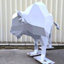 Bisontes de colores, calles rotas y tiendas cerradas: la nueva «obra de arte» del Ayuntamiento de Torrelavega