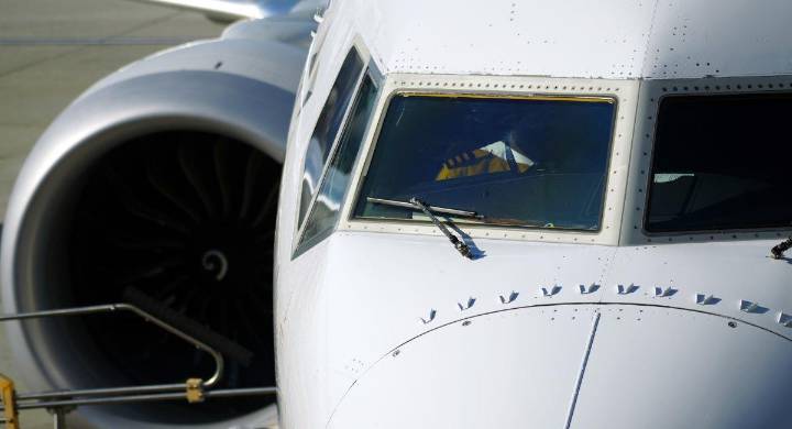 ¿Le hacen el feo? Otra vez avión presidencial en el que viajaba Gustavo Petro tuvo problemas con el combustible