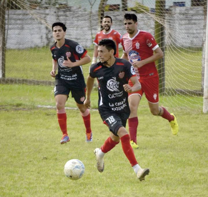 Candelaria ganó por la mínima y se metió en zona de clasificación