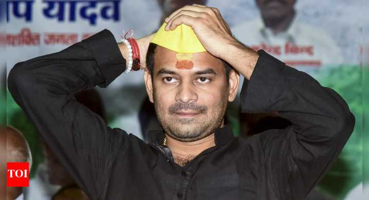 'Bachaa hai': Tej Pratap Yadav's 'jhunjhuna' jibe at Tejashwi; threatens to campaign in Raghopur