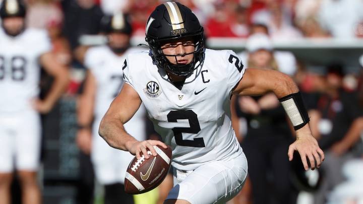 Watch #9 Vanderbilt vs. #20 Texas football today, free Streameast alternatives, start time, TV channel