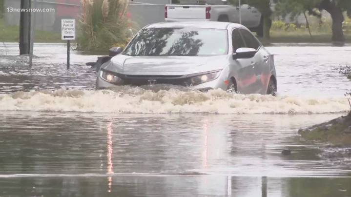Norfolk, Virginia Beach urge state support for flood relief