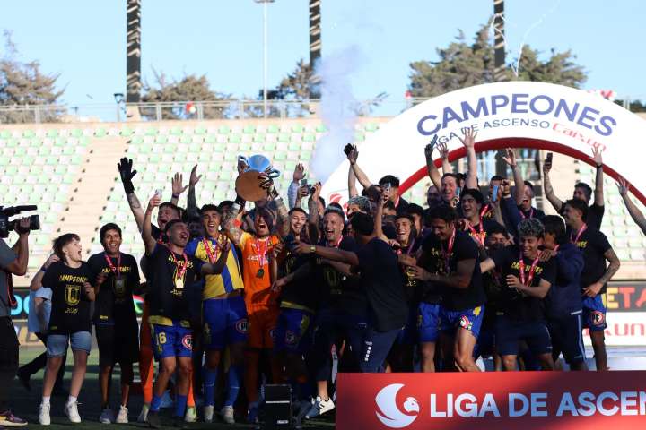 ¡UdeC es de Primera! Campanil gritó campeón en la Liga de Ascenso