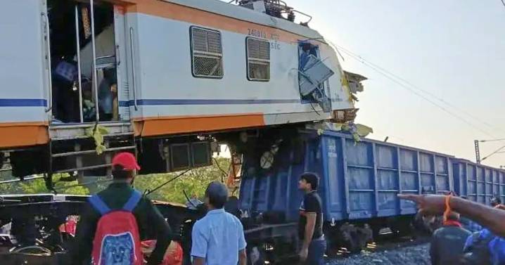 India train crash: At least seven dead after train collision