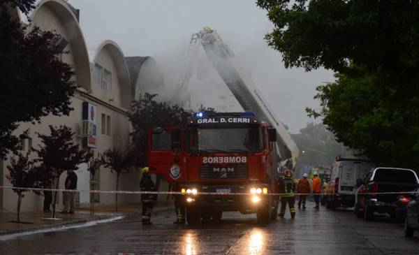 Comunicado de La Coope tras el incendio: "En cuanto sea posible comenzarán los trabajos de limpieza"