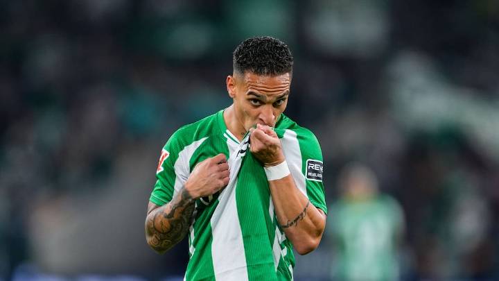 Antony muestra su amor por los colores del Betis en el 'Carrusel Canalla': "Voy a seguir trabajando para hacer historia"