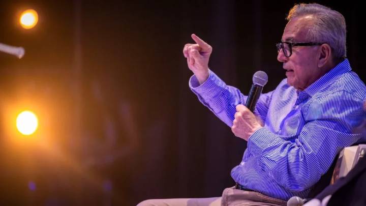 Rubén Rocha Moya reconoce imposición en su candidatura como gobernador