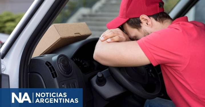 Un repartidor de aplicación tiene que entregar más de 15 pedidos diarios para no ser pobre