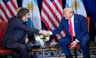 Dólares a cambio de soberanía. La política de chantaje de Trump salva el cuello de Milei, pero ¿a qué costo?