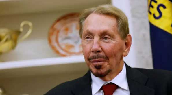 Larry Ellison se corona como el hombre más rico del mundo, desbancando a Elon Musk