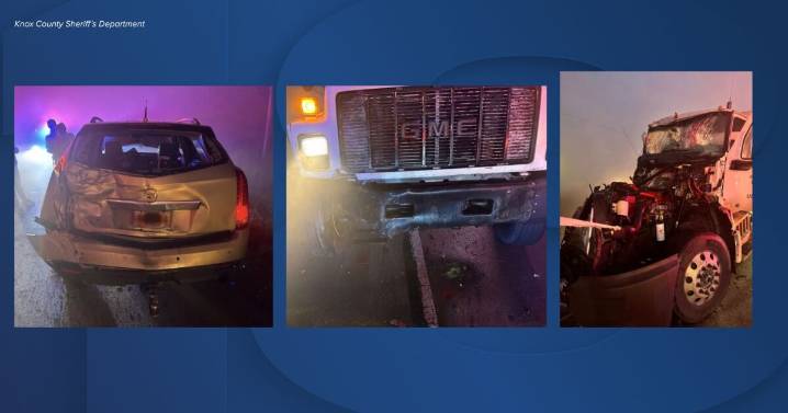 4 taken to hospital after crash on Highway 25E, reportedly caused by poor visibility