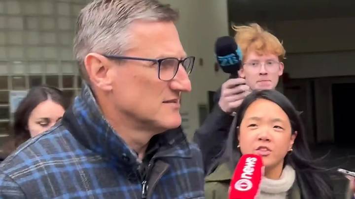 Expolicía de alto rango en Nueva Zelanda admitió haber almacenado contenido sexual de menores