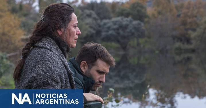 Cómo es la serie española de Netflix de la que todos están hablando