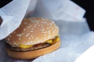 One of America’s biggest fast-food chains is closing hundreds of locations
