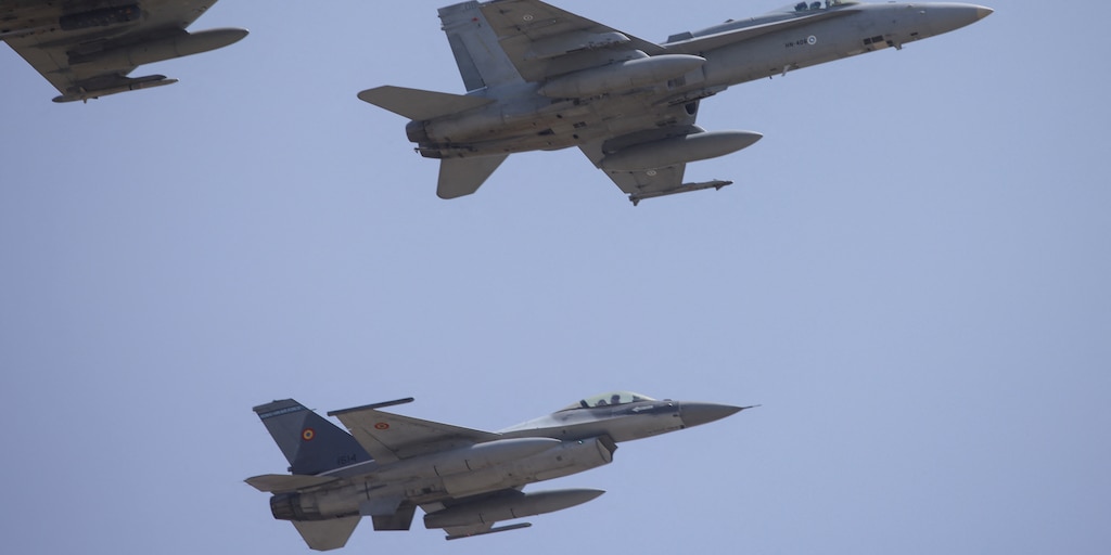 Documento de EE. UU. afirma que aviones F-16 sí eran nuevos, contradiciendo versión de Petro, que dijo: “Ofrecieron aviones de segunda mano”