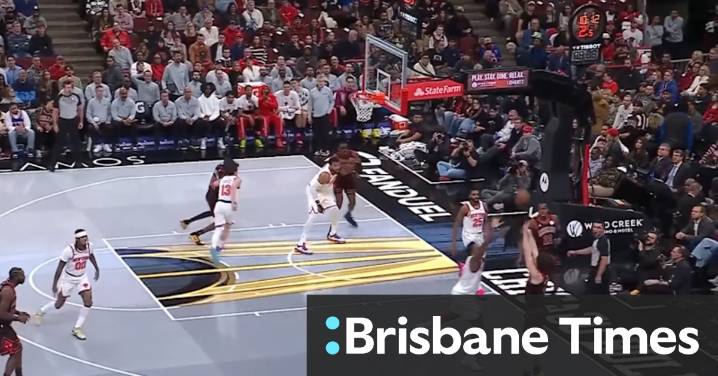 Giddey's classy three