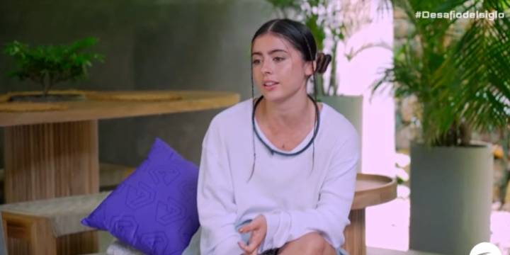 Valentina lloró desconsolada al recordar su relación con Lucho en el ‘Desafío Siglo XXI’: “Lo quiero”