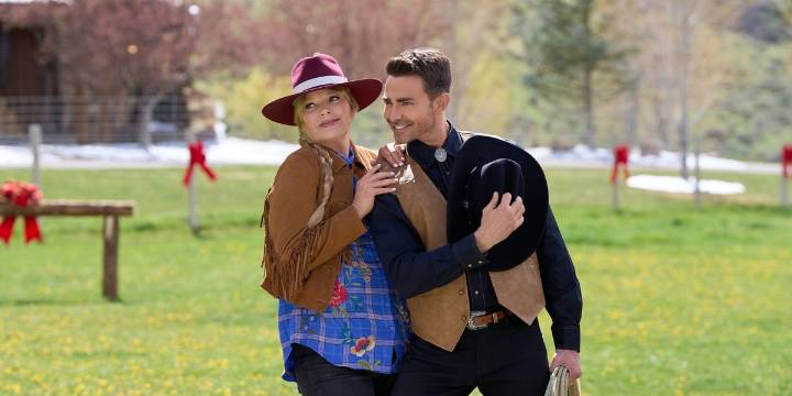 Behind the Magic: My Day on the Set of Hallmark’s ‘Finding Mr. Christmas’