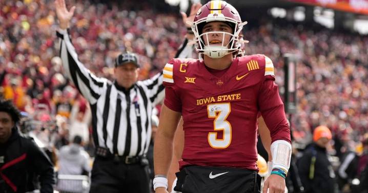Iowa State football vs TCU live updates: Josh Hoover throws second INT