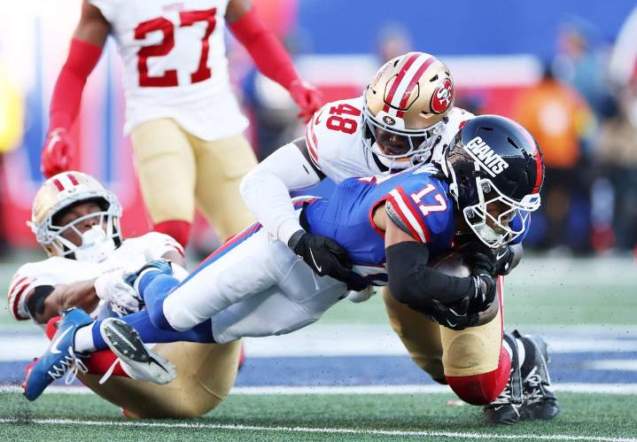49ers can't get too high despite handling Giants, as injury strikes yet again