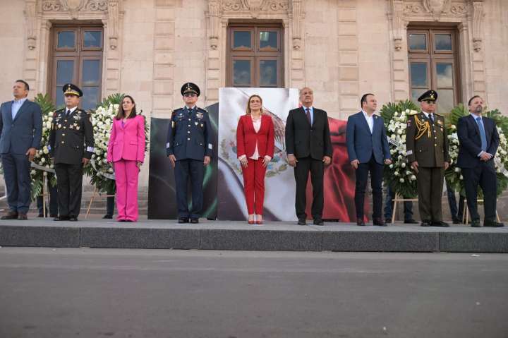 Encabeza Maru Campos desfile del 115 Aniversario de la Revolución Mexicana en Chihuahua