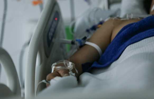 La situación denunciada alrededor del acceso a la atención y medicamentos para personas con enfermedades huérfanas en Colombia es muy grave y multifacética. A continuación hago un resumen de los datos