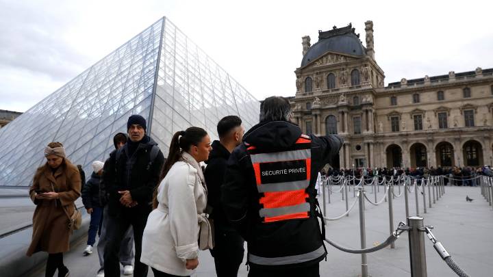 Museum heists including Louvre theft in October spark global security concerns