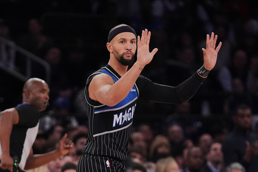 Magic rompe racha de 5 victorias de Knicks al imponerse por 124