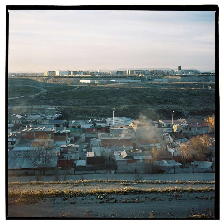‘Ciudad sin sueño’: la luz del cine ilumina la madrileña Cañada Real