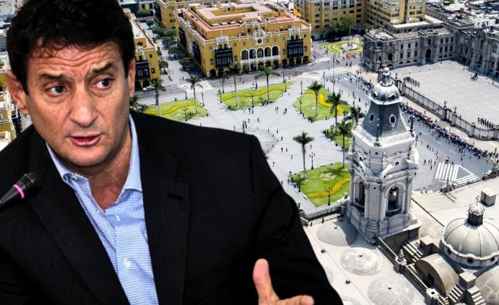 Alcalde Renzo Reggiardo afirma que durante su gestión no se realizarán cambios ni retiro de jardines en la Plaza Mayor