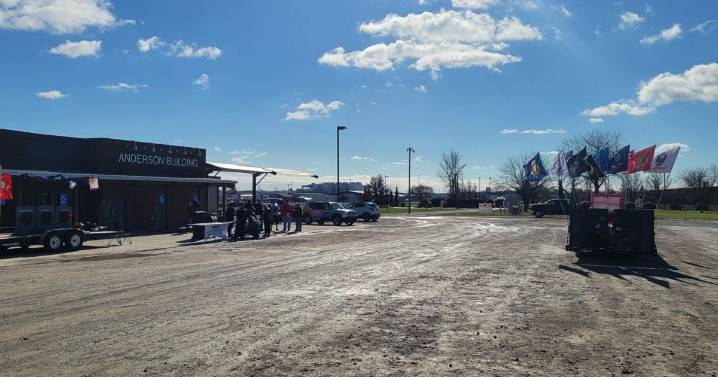 Honor A Hero Fundraiser for Wreaths Across America Hopes to Place Over 2,333 Wreaths on Graves at Maplewood Memorial Lawn Cemetery