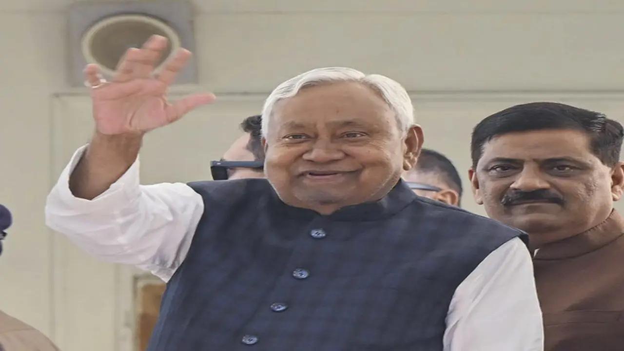 Nitish Kumar unanimously elected NDA leader ahead of govt formation in Bihar