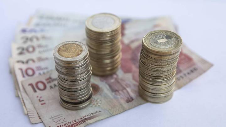 ¿Quiénes son los trabajadores que no reciben prima en diciembre? Esto dice la ley