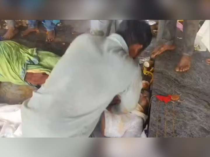 Andhra Temple Tragedy: Panic, CPR Attempts Caught on Camera After Deadly Stampede