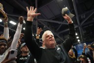 “Thx Coach”: Track Fans Pay Tribute to Razorbacks Legend Who Mentored NCAA Stars Like Jordan Anthony