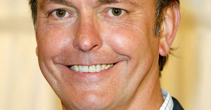 Top Gear presenter Quentin Willson dies, aged 68, after cancer fight