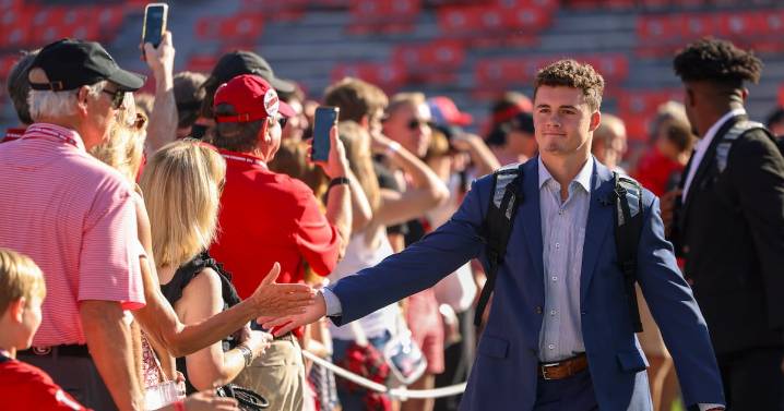 Ladd McConkey sees Georgia football ‘really rallying’ behind Gunner Stockton
