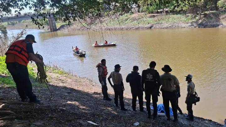 Recuperan en Briseñas el cuerpo de un hombre de Jalisco que cayó al Río Lerma