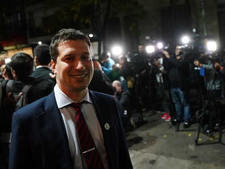 Como María Eugenia Vidal, ahora un legislador porteño busca trabajo en LinkedIn: "Tanto en lo público como en lo privado"