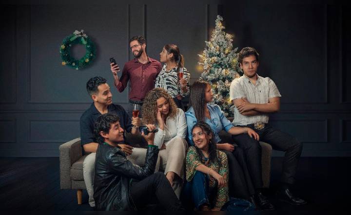 ‘La noche del amigo secreto’, un juego navideño que revela verdades incómodas, llega al Teatro Ricardo Roca Rey