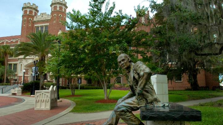 Effects of federal shutdown increasingly felt at Florida schools