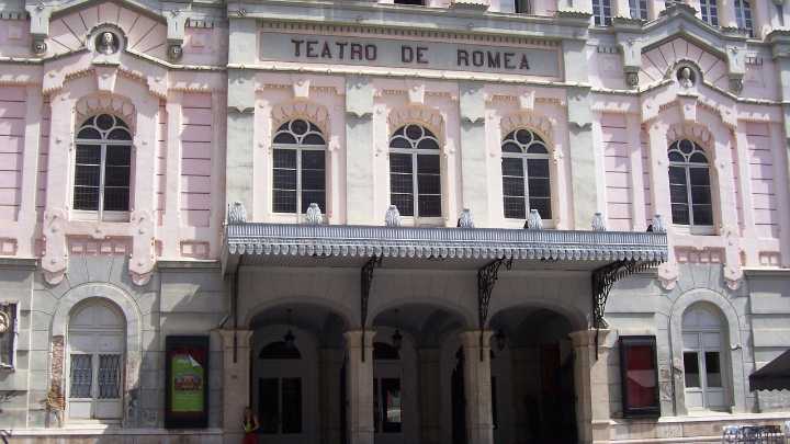 La fatídica leyenda que pesa sobre el Teatro Romea de Murcia por una maldición dominica