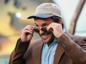 Quién es Jonathan Bailey, el actor que fue elegido como el hombre más sexy del mundo