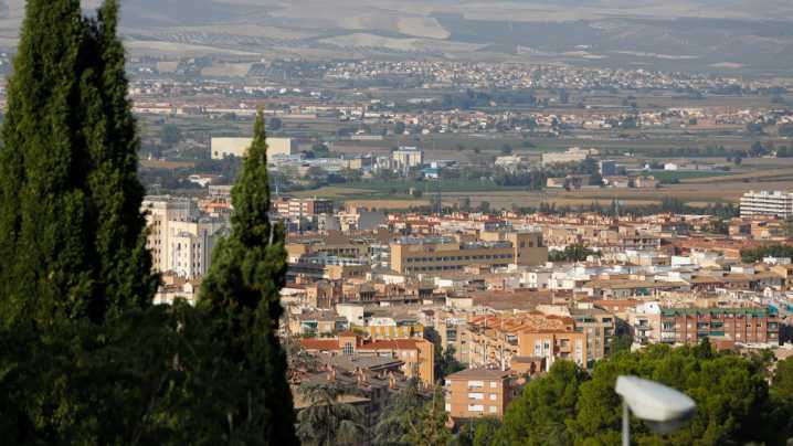 Granada lanza un curso 'online' sobre violencia sexual en entornos digitales con motivo del 25N