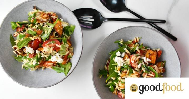 Risoni salad with roasted red peppers, pumpkin, basil and feta