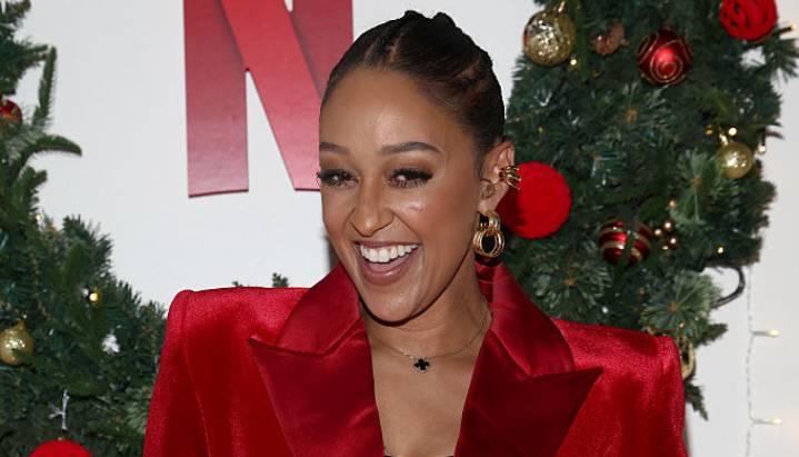 New Brotha For Our Good Sister, Sister? Mystery Man Revealed In Tia Mowry’s Suspected Soft