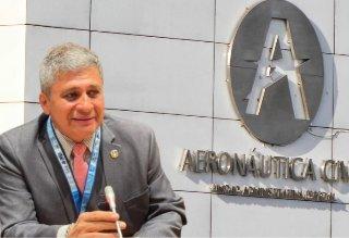 Renunció el director de la Aeronáutica Civil, general (r) José Henry Pinto Rodríguez