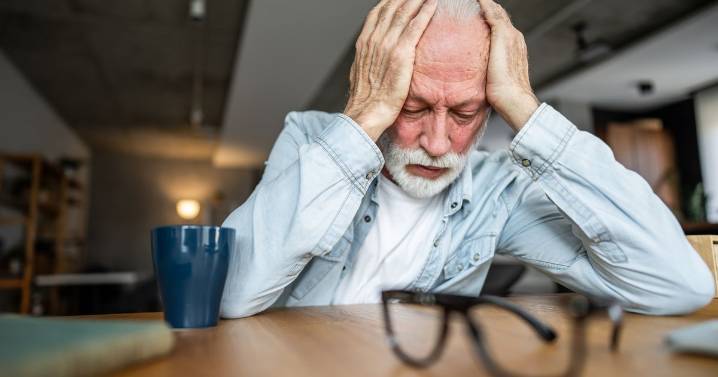 When to speak to a GP over six easy-to-miss early dementia signs including 'tiredness'