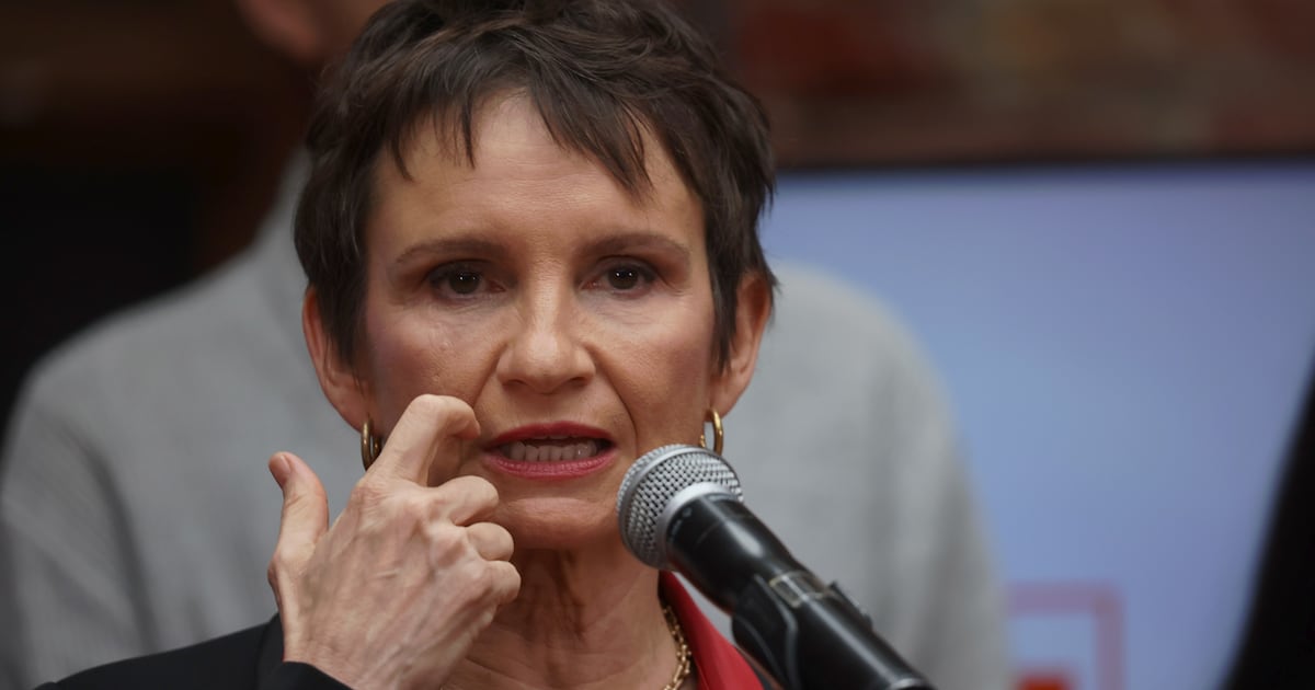 Carolina Tohá a su llegada a encuentro con Jeannette Jara: “No he definido ningún rol especial” en la campaña