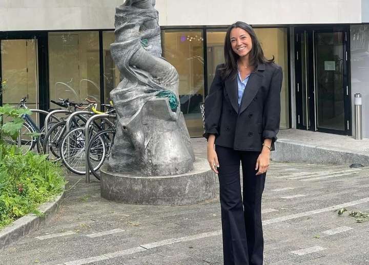 Una mente brillante al servicio de la vida: La onubense Marta Domínguez es elegida mejor residente del hospital Virgen del Rocío